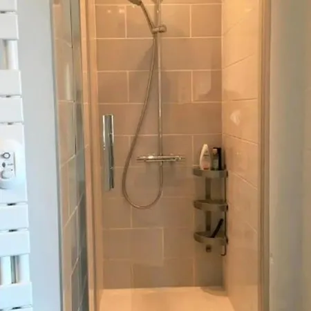 Appartement Grand 2 Au Cœur De - Fr-1-870-34 *